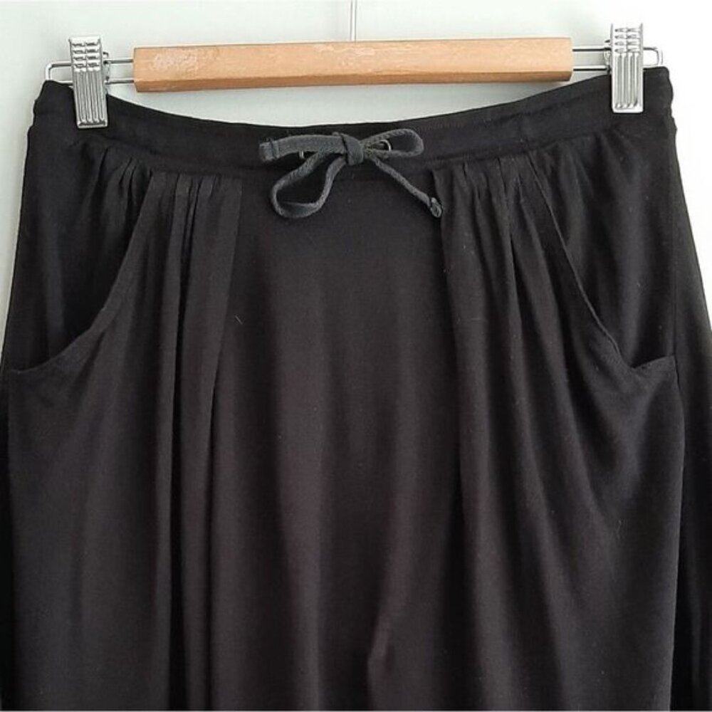 UNITED COLORS OF BENETTON | Italy Pull-on Mini Skirt w/ Pockets Black Sz S - Picture 2 of 10